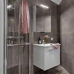 Luxury For Large Groups-tromsdalen- Free Indoor Parking Apartment Tromsdalen