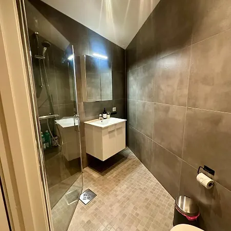 Luxury Apartment For Large Groups-Tromsdalen- Free Indoor Parking *