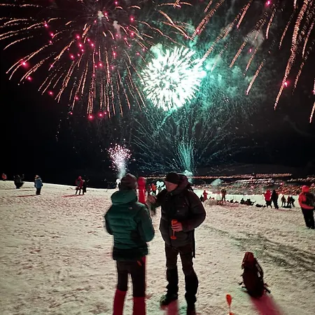 Luxury For Large Groups-tromsdalen- Free Indoor Parking *