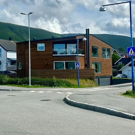 아파트 Luxury For Large Groups-tromsdalen- Free Indoor Parking *