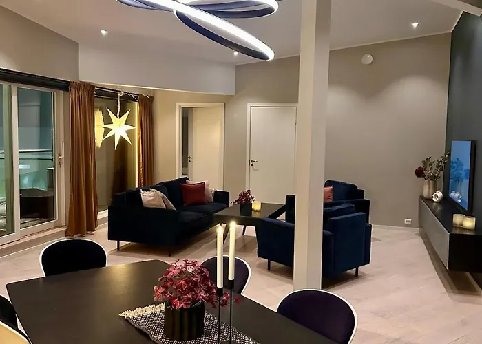 Luxury Apartment For Large Groups-Tromsdalen- Free Indoor Parking Apartamento