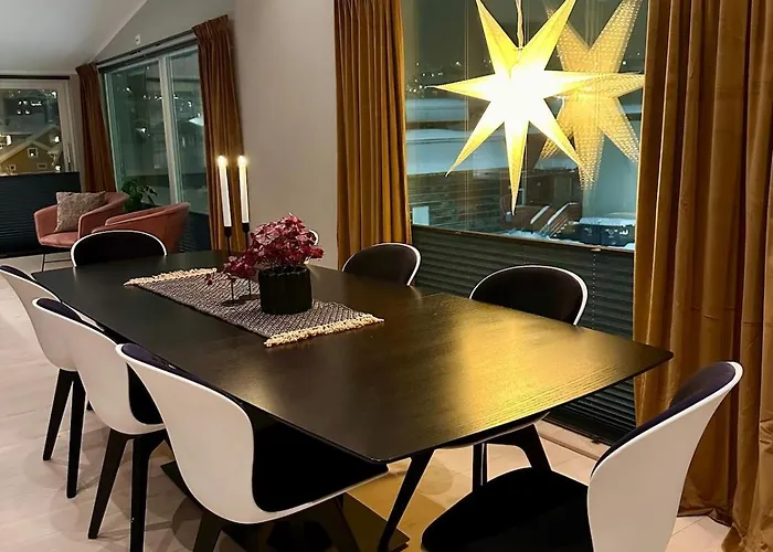 Apartamento Luxury Apartment For Large Groups-Tromsdalen- Free Indoor Parking *