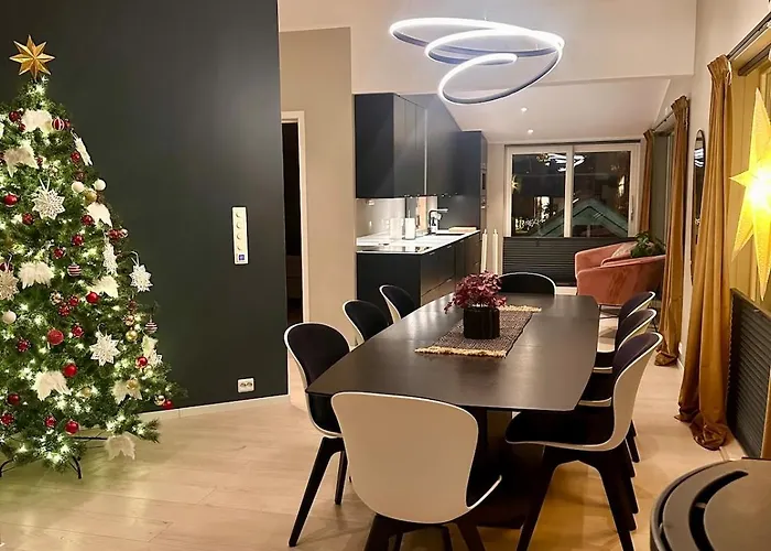 Luxury Apartment For Large Groups-Tromsdalen- Free Indoor Parking Apartamento Trondalen