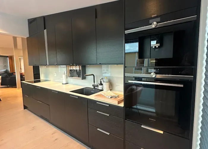 Apartamento Luxury Apartment For Large Groups-Tromsdalen- Free Indoor Parking Trondalen